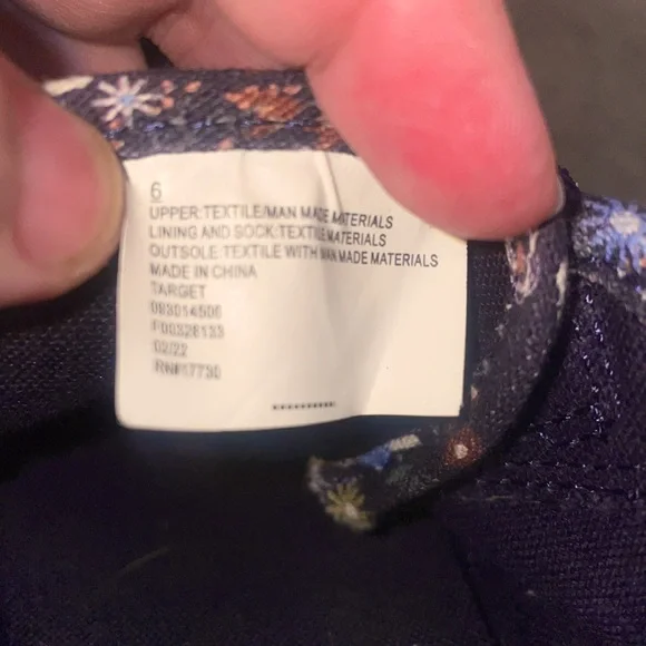 - Major sale $6 was $17 Cat and Jack toddler strap in shoes blue and floral - Picture 2 of 9